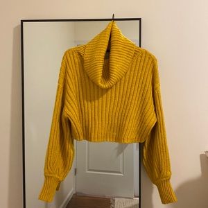 UO Mia Turtleneck Cropped Sweater